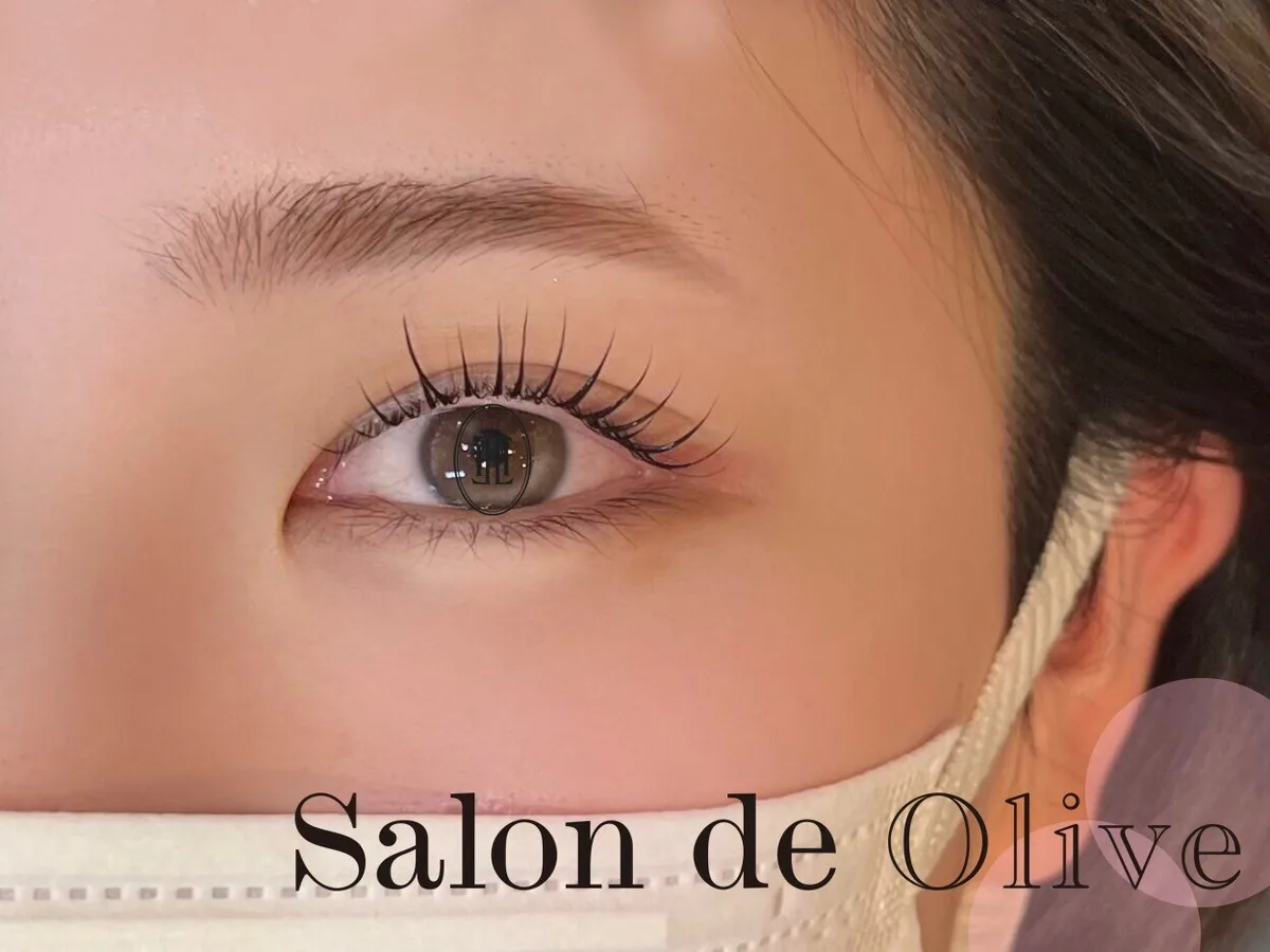 Salon de Olive エコール・マミの施術例｜ハリウッドラッシュリフト★次世代まつパでナチュラルにパッチリ☆マツエク世界チャンピオンの高技術サロン