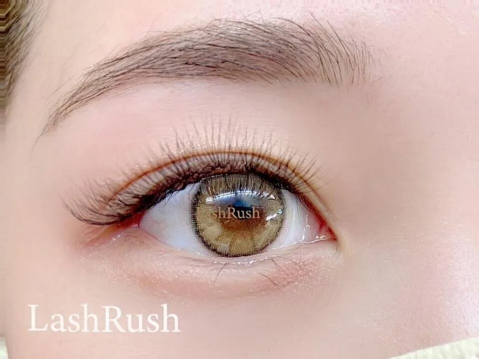 LashRush 高田馬場店の施術例｜高田馬場にLEDマツエクとまつげパーマでリニューアル★30分で最高のベースメイクコンディションが叶う